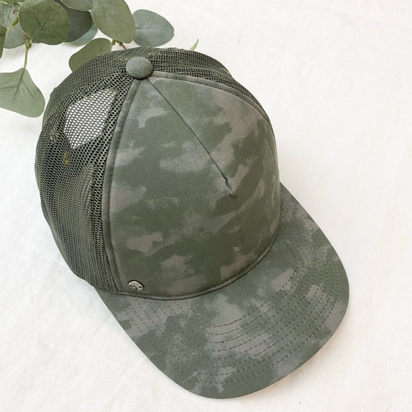 Rip Zone Accessories - Ripzone Women's Trucker Hat All Over Print - Camo